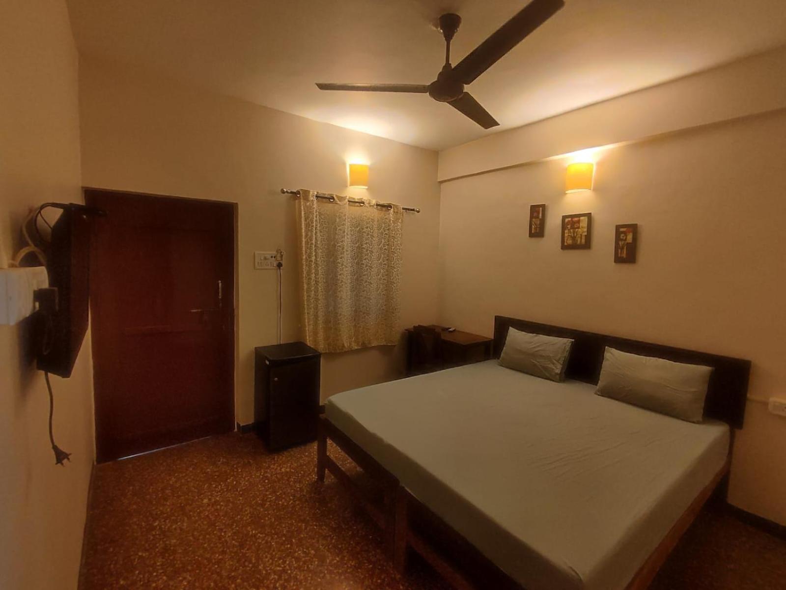 Hill View Guest House Anjuna Exterior foto